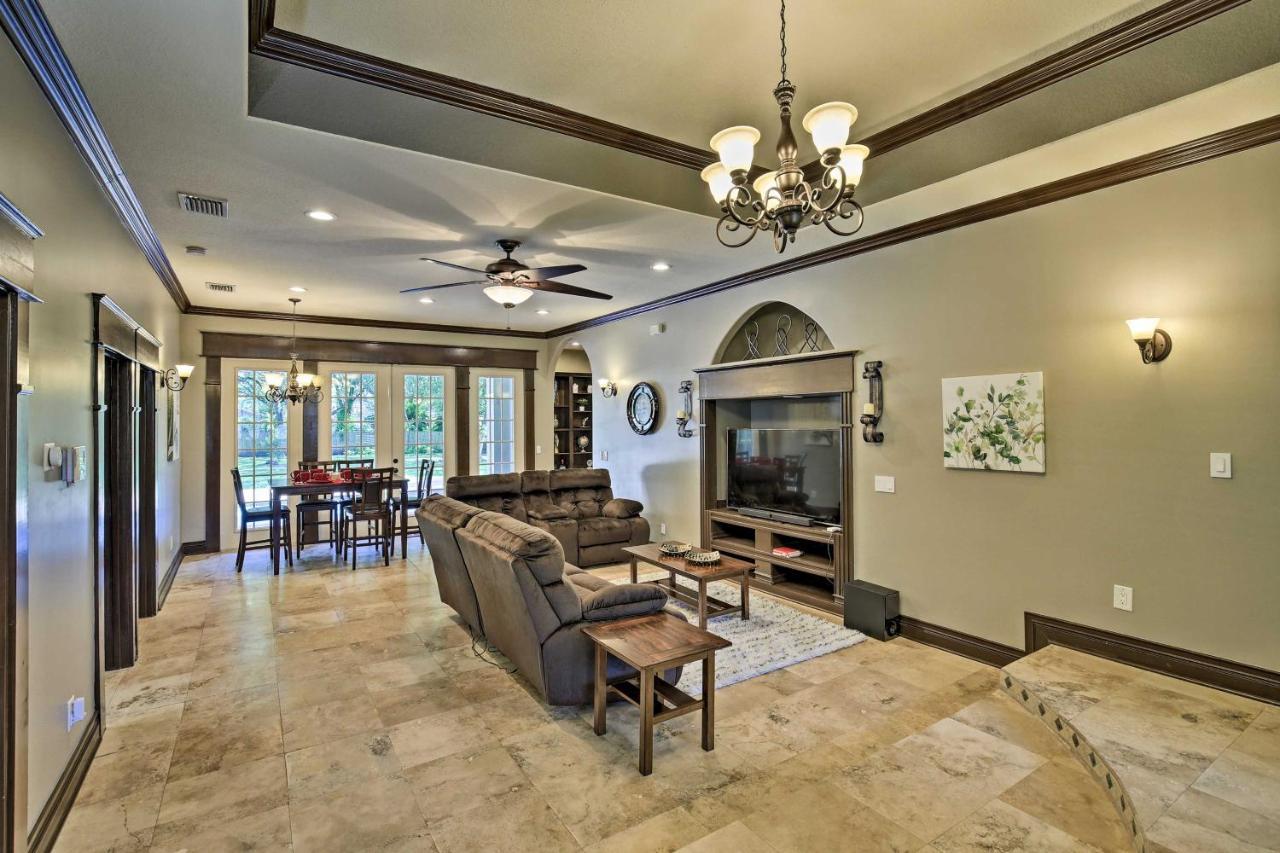 Tampa Oasis With Pool About 7 Mi To Busch Gardens! Villa Exterior foto