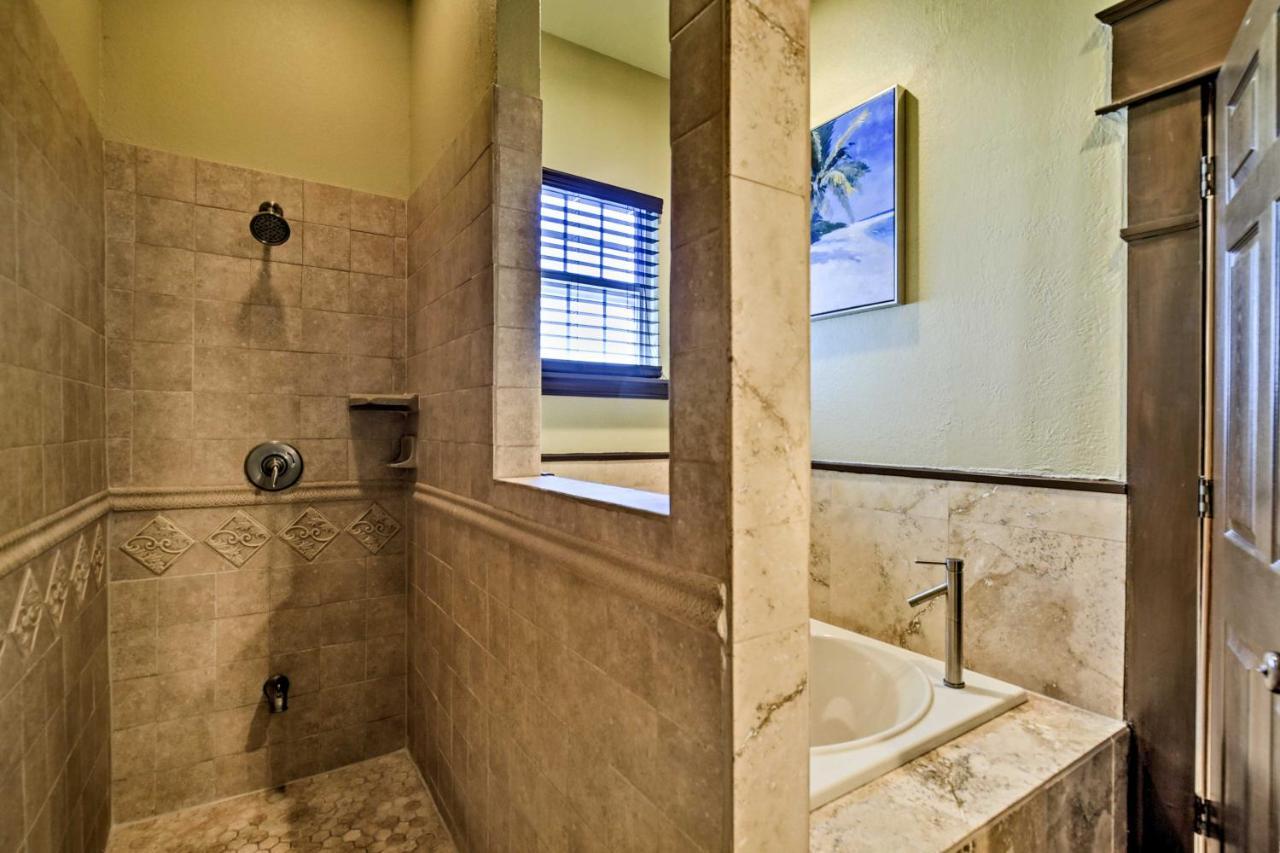 Tampa Oasis With Pool About 7 Mi To Busch Gardens! Villa Exterior foto